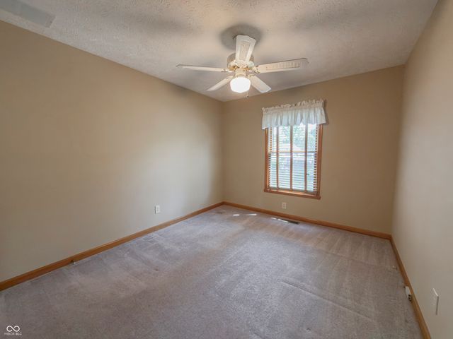 93 Gettysburg Drive, Coatesville, IN 46121