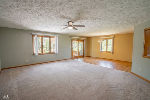 93 Gettysburg Drive, Coatesville, IN 46121