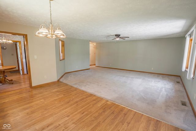 93 Gettysburg Drive, Coatesville, IN 46121
