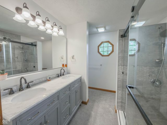 93 Gettysburg Drive, Coatesville, IN 46121