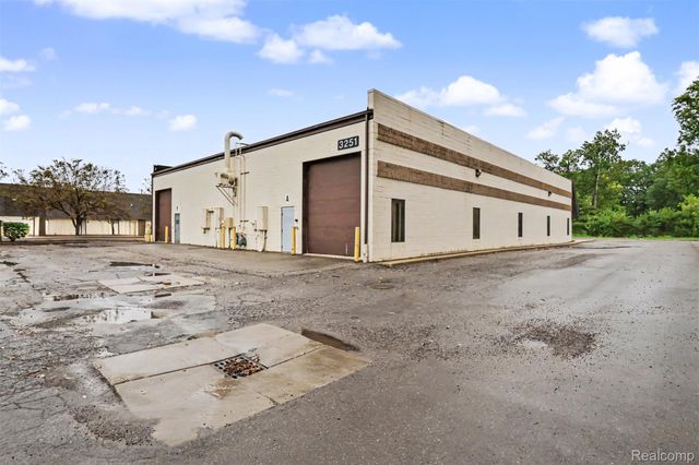 3251 S Gulley Road A-B, Dearborn, MI 48124