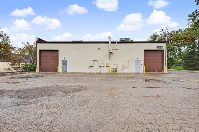 3251 S Gulley Road A-B, Dearborn, MI 48124