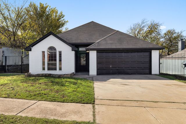 309 Dupont Circle, Fort Worth, TX 76134