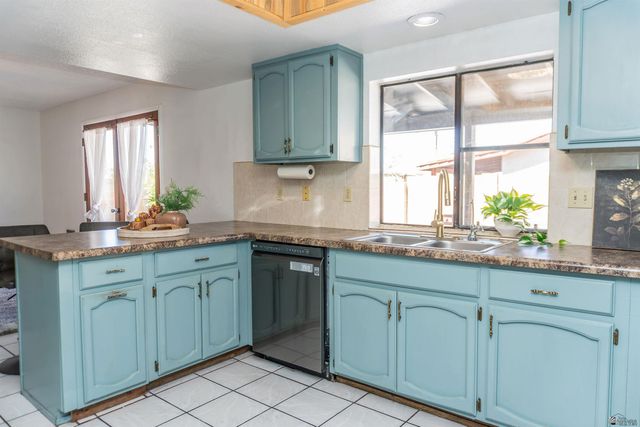 2108 E San Marcos Dr, Yuma, AZ 85364