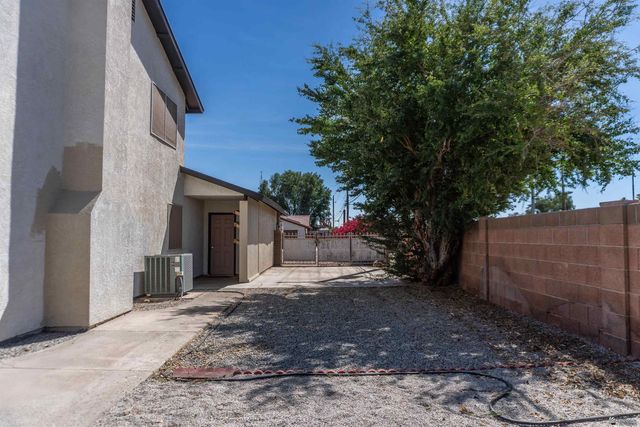 2108 E San Marcos Dr, Yuma, AZ 85364