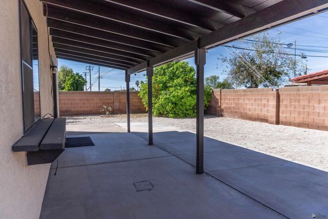 2108 E San Marcos Dr, Yuma, AZ 85364