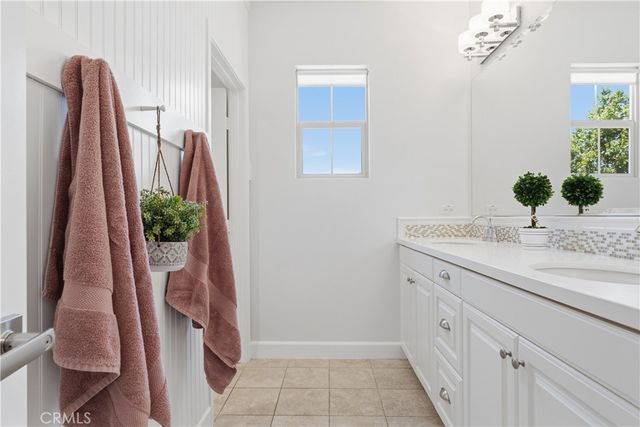 31 Gamella Street, Rancho Mission Viejo, CA 92694