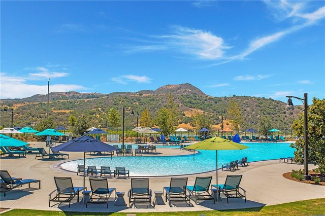 31 Gamella Street, Rancho Mission Viejo, CA 92694
