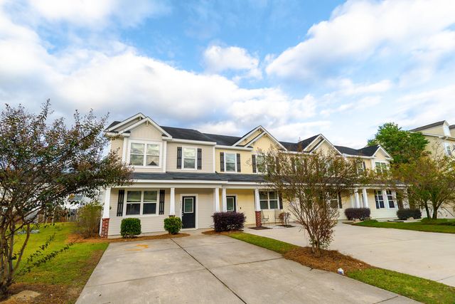 9227 Southern Oak Lane, Ladson, SC 29456