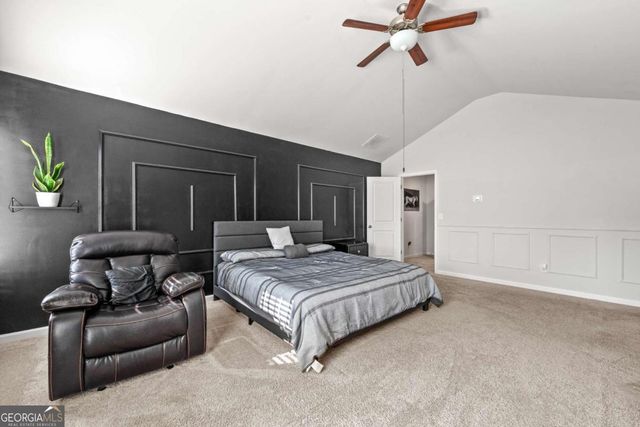 7492 Knoll Hollow Road, Lithonia, GA 30058