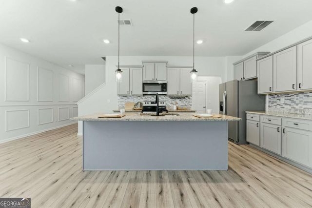 7492 Knoll Hollow Road, Lithonia, GA 30058