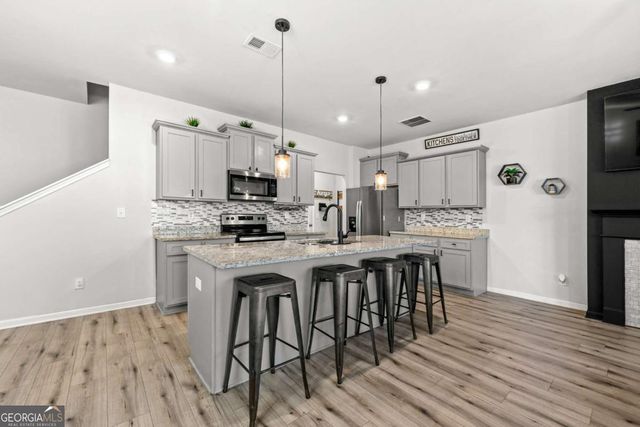 7492 Knoll Hollow Road, Lithonia, GA 30058