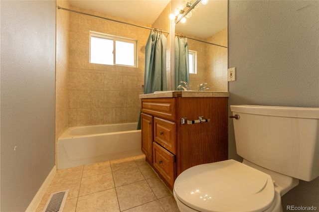 7485 W Colorado Drive, Lakewood, CO 80232