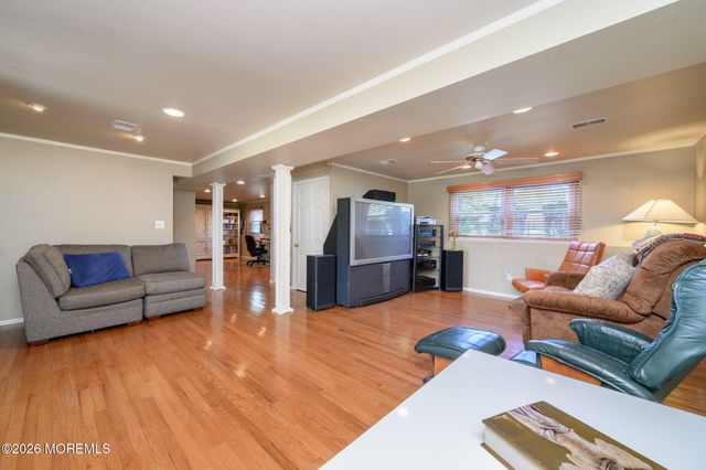 387 Suburban Drive, Toms River, NJ 08753