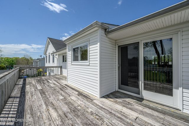 387 Suburban Drive, Toms River, NJ 08753