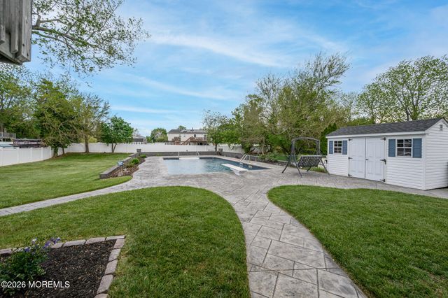 387 Suburban Drive, Toms River, NJ 08753