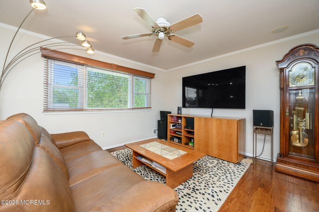 387 Suburban Drive, Toms River, NJ 08753