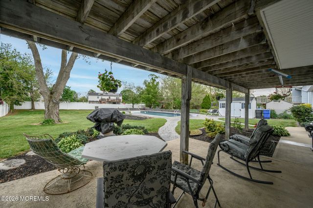 387 Suburban Drive, Toms River, NJ 08753