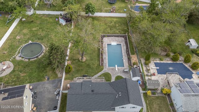 387 Suburban Drive, Toms River, NJ 08753