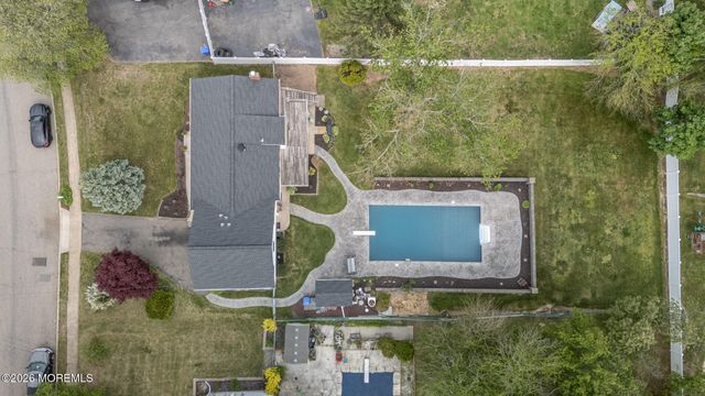 387 Suburban Drive, Toms River, NJ 08753