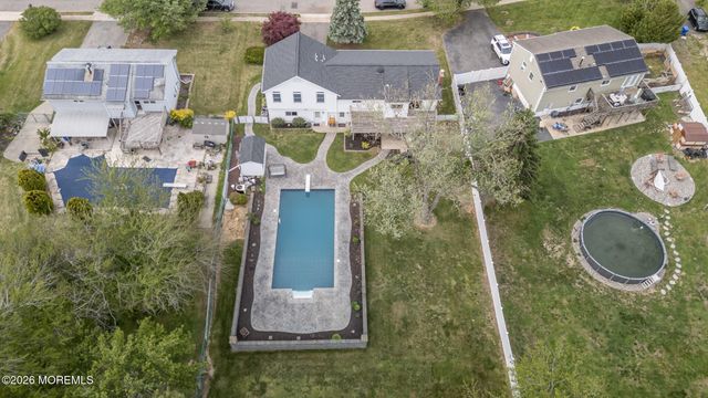 387 Suburban Drive, Toms River, NJ 08753