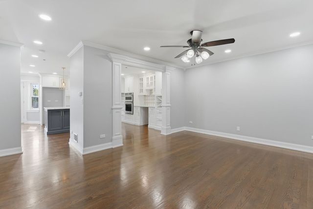 317 Vincent Place, Elgin, IL 60123