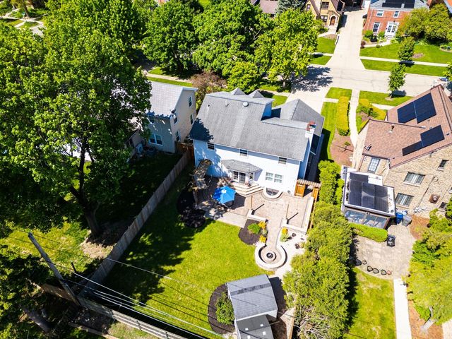 317 Vincent Place, Elgin, IL 60123