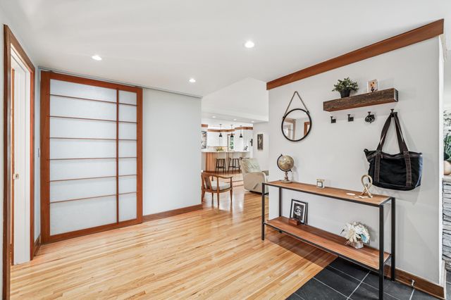 5808 Ewing Avenue S, Edina, MN 55410