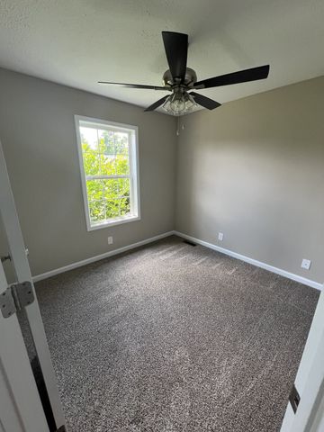 1795 Ridge Runner Ct, Clarksville, TN 37042
