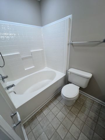 1795 Ridge Runner Ct, Clarksville, TN 37042