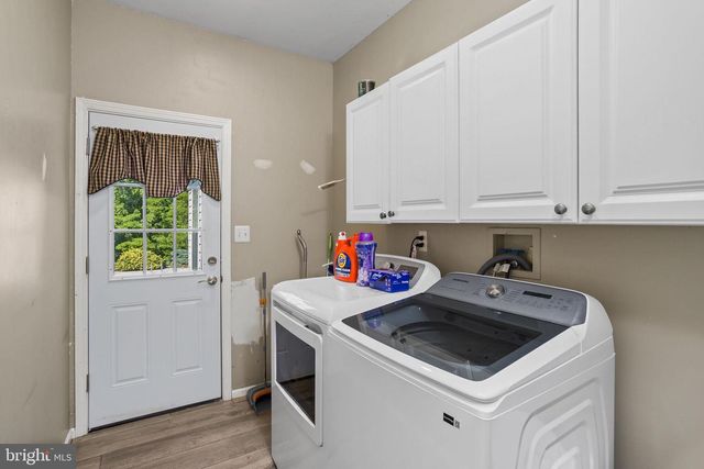9 TROTTER WAY, Cream Ridge, NJ 08514