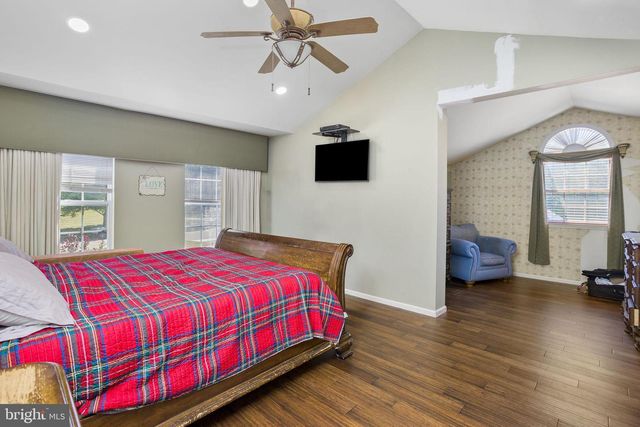 9 TROTTER WAY, Cream Ridge, NJ 08514