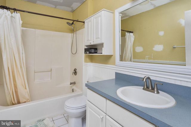 9 TROTTER WAY, Cream Ridge, NJ 08514