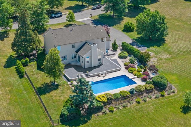 9 TROTTER WAY, Cream Ridge, NJ 08514