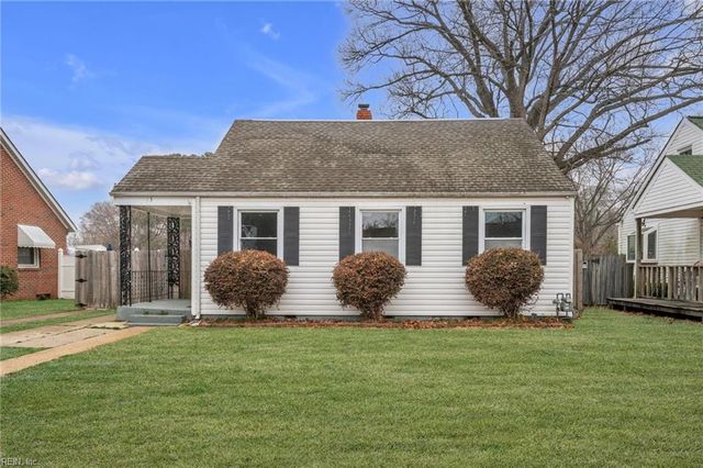 13 E Lamington RD, Hampton, VA 23669