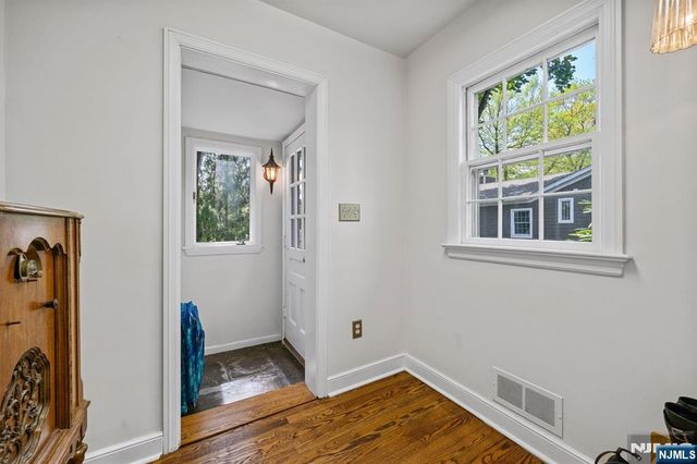 328 Ridgewood Avenue, Ridgewood, NJ 07450