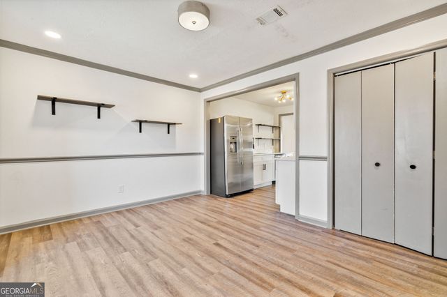 1525 Paces Ferry North Drive SE, Smyrna, GA 30080