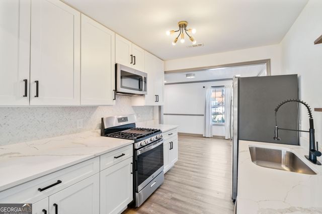 1525 Paces Ferry North Drive SE, Smyrna, GA 30080