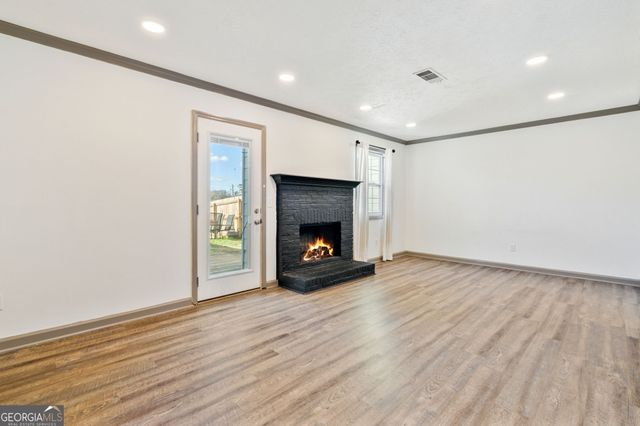 1525 Paces Ferry North Drive SE, Smyrna, GA 30080