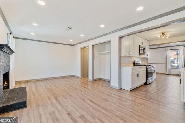 1525 Paces Ferry North Drive SE, Smyrna, GA 30080