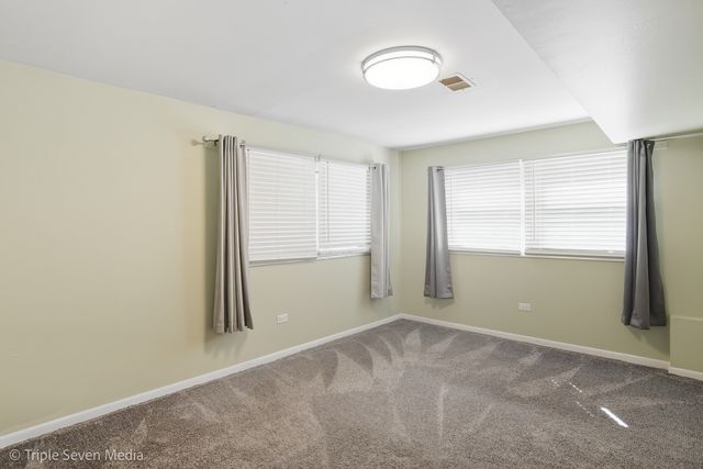 11307 German Church Road, Willow Springs, IL 60480