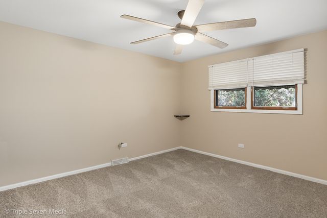 11307 German Church Road, Willow Springs, IL 60480