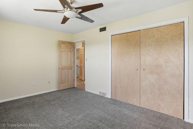 11307 German Church Road, Willow Springs, IL 60480