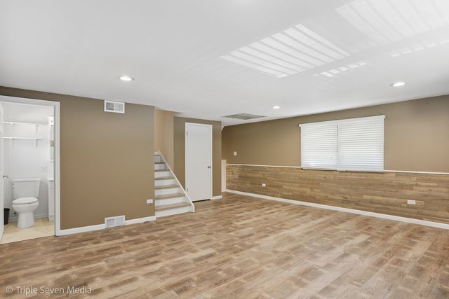 11307 German Church Road, Willow Springs, IL 60480