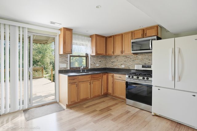 11307 German Church Road, Willow Springs, IL 60480