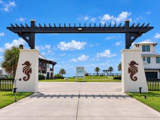 422 Seagrass, Gilchrist, TX 77617
