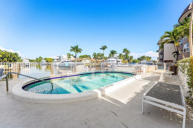 3031 NE 51st Street 106w, Fort Lauderdale, FL 33308