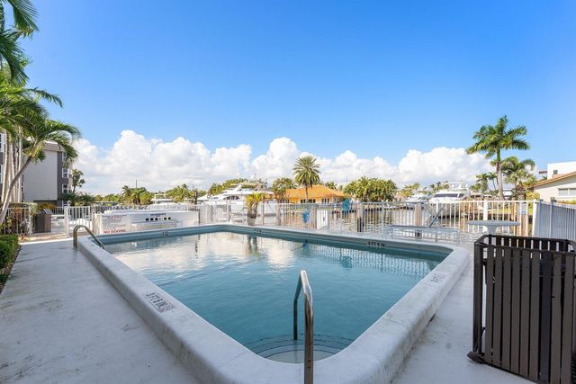 3031 NE 51st Street 106w, Fort Lauderdale, FL 33308
