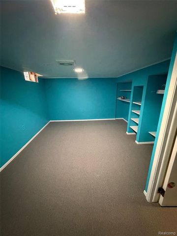 4209 Vassar Street, Dearborn Heights, MI 48125