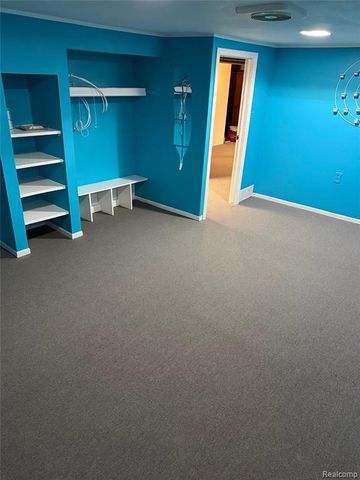 4209 Vassar Street, Dearborn Heights, MI 48125